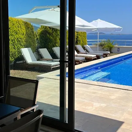 Villa The Best Place With A Private Beach *